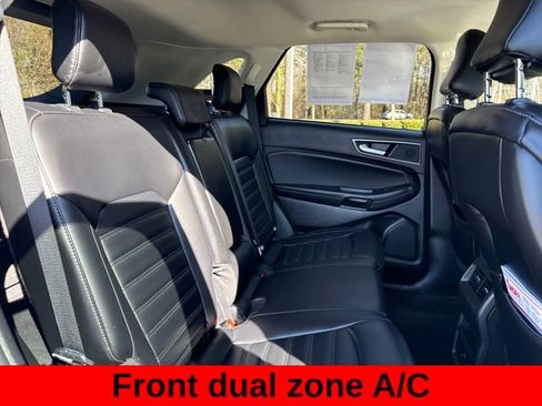 Used 2024 Ford Edge SEL image 26