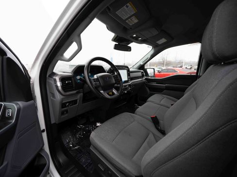 Used 2024 Ford F150 XLT w/ Tow/Haul Package image 8