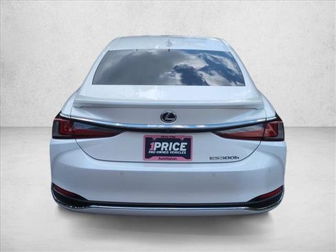 Used 2020 Lexus ES 300h w/ Premium Package FWD image 6