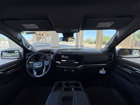 New 2026 GMC Sierra 1500 SLE image 20