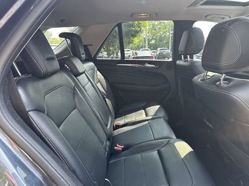 Used 2015 Mercedes-Benz ML 350 4MATIC image 37