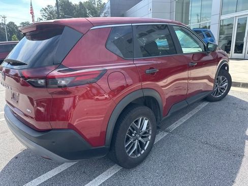 Used 2023 Nissan Rogue S AWD/4WD image 3