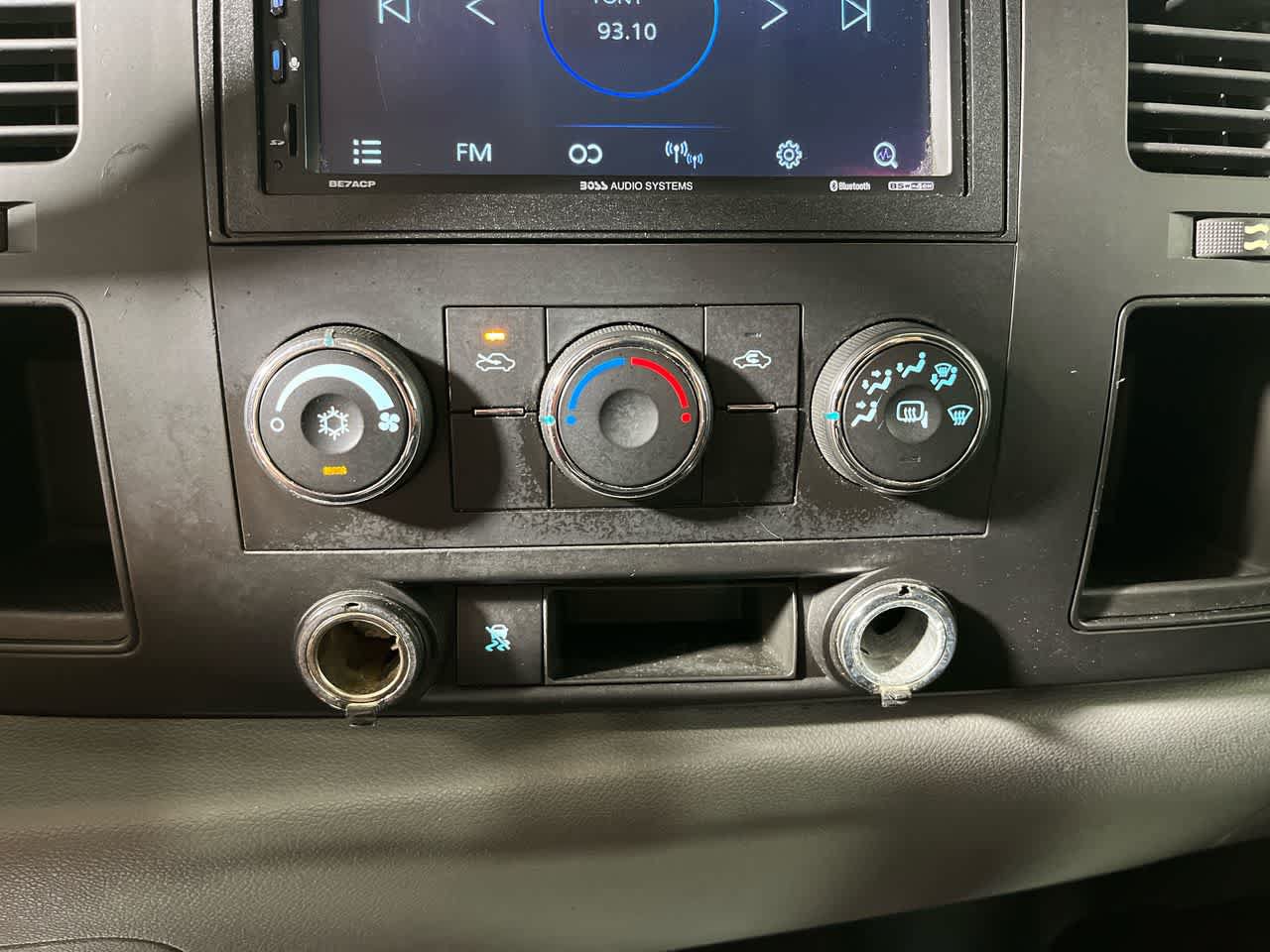Used 2010 GMC Sierra 1500 SL AWD/4WD image 18