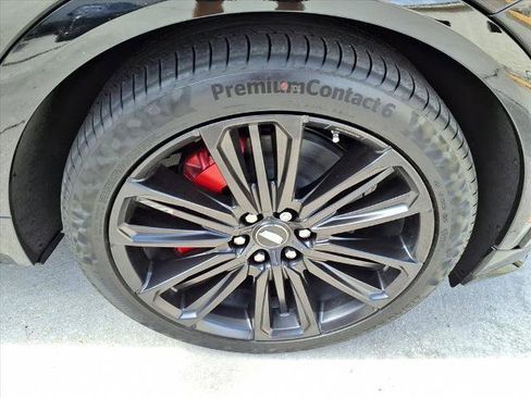 New 2026 Cadillac Lyriq V image 7