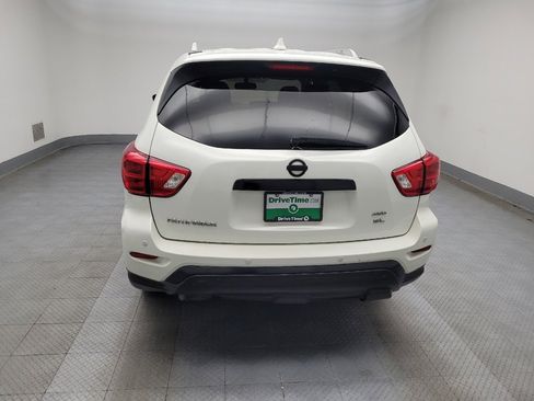 Used 2019 Nissan Pathfinder SL image 6