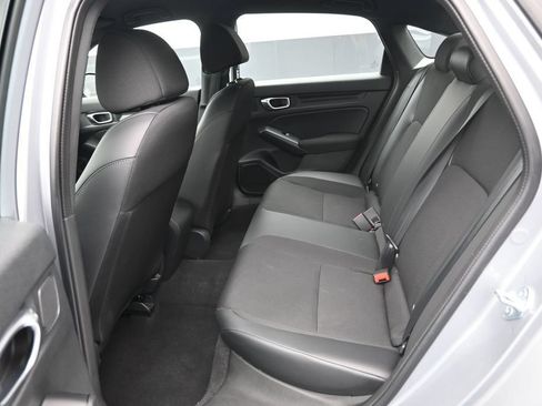 Used 2023 Honda Civic Sport image 11