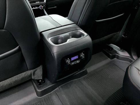 Used 2024 Chevrolet Traverse Z71 w/ LPO, Floor Liner Package image 29