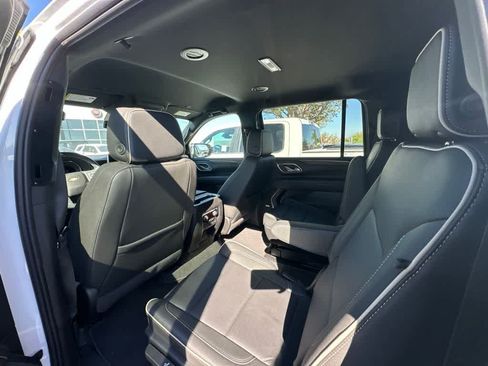 Used 2024 Chevrolet Suburban Premier w/ Max Trailering Package AWD/4WD image 8