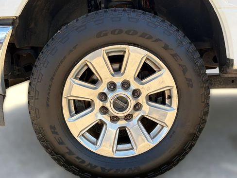 Used 2018 Ford F250 XL w/ Power Equipment Group AWD/4WD image 13