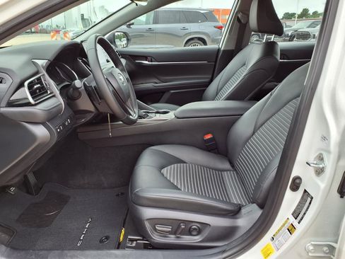 Certified 2024 Toyota Camry SE FWD image 16