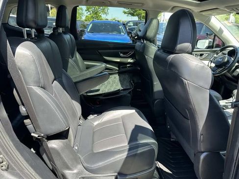 Used 2020 Subaru Ascent Limited w/ Technology Package AWD/4WD image 13