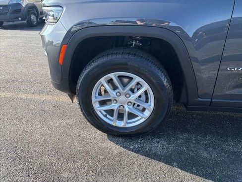 New 2026 Jeep Grand Cherokee Laredo X AWD/4WD image 5