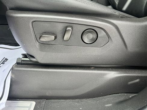 Used 2024 Chevrolet Silverado 1500 LTZ w/ LTZ Premium Package image 19