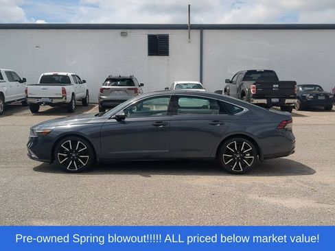 Used 2023 Honda Accord Touring image 10