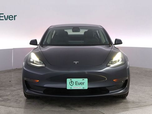Used 2023 Tesla Model 3 Standard Range image 12