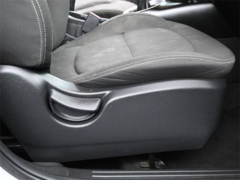 Used 2016 Kia Soul image 12