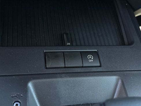 New 2026 Toyota Corolla Cross L image 24