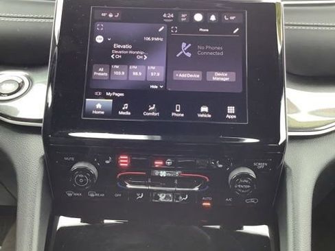 Certified 2023 Jeep Grand Cherokee L Altitude image 23