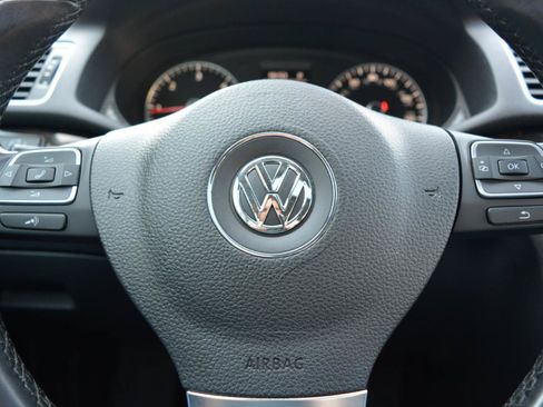 Used 2014 Volkswagen Passat TDI SEL Premium FWD image 20