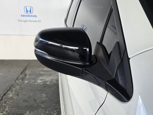 Used 2022 Honda Pilot Sport image 9