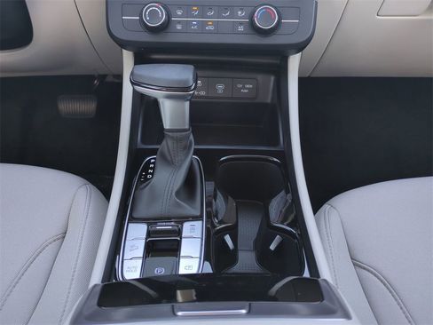 New 2026 Hyundai Tucson SE image 21