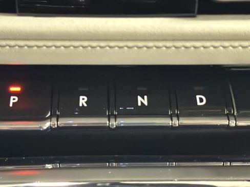Used 2025 Lincoln Aviator Reserve w/ Equipment Group 201A AWD/4WD image 19