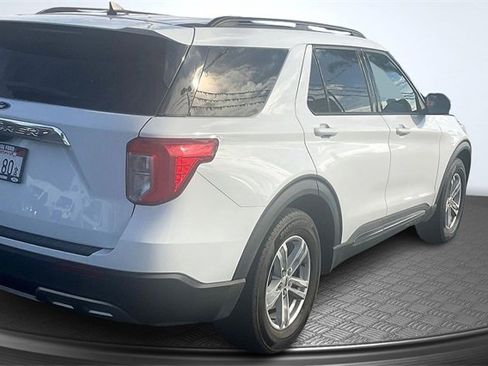Certified 2021 Ford Explorer XLT w/ Equipment Group 202A image 13