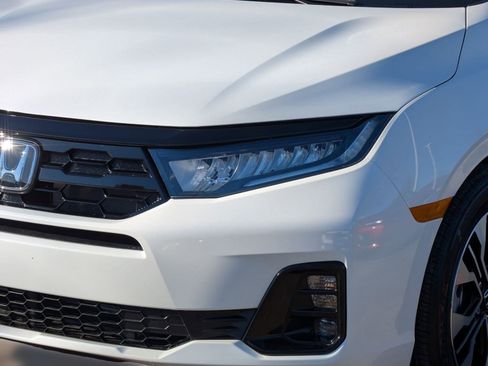 New 2026 Honda Odyssey Elite image 11