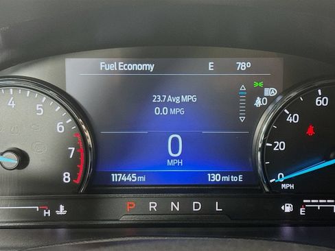 Used 2022 Ford Explorer XLT AWD/4WD image 13