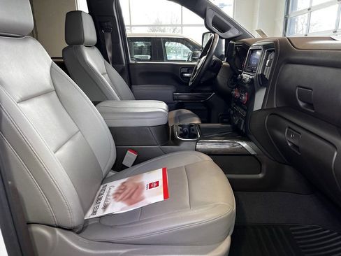 Used 2023 Chevrolet Silverado 2500 LTZ w/ LTZ Convenience Package image 52