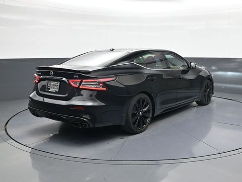 Used 2021 Nissan Maxima SR w/ Sport Mat Group image 7