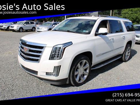 Used 2020 Cadillac Escalade ESV Premium Luxury AWD/4WD image 1