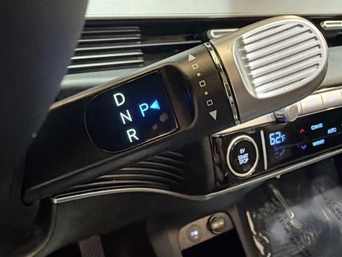 Used 2024 Hyundai Ioniq 5 SEL AWD/4WD image 25