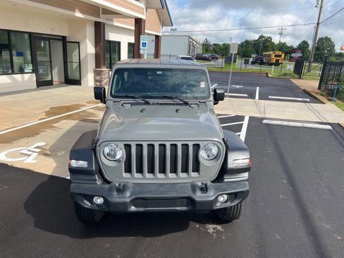 Used 2021 Jeep Wrangler Unlimited Sport image 10