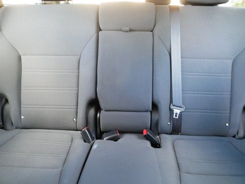 Used 2017 Kia Sorento AWD image 13