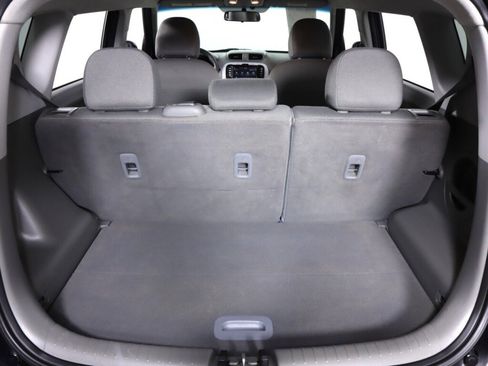 Used 2016 Kia Soul EV FWD image 35