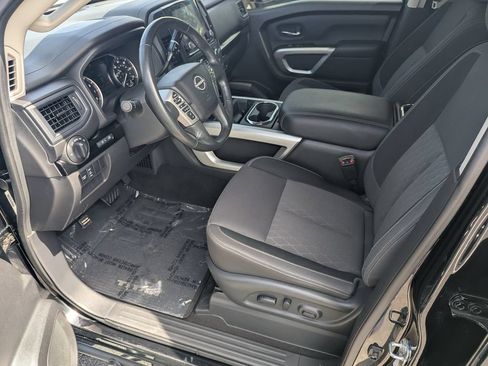Certified 2024 Nissan Titan SV w/ SV Convenience Package RWD image 9