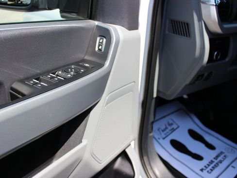 Used 2024 Ford F350 XLT w/ FX4 Off-Road Package AWD/4WD image 8