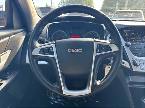 Used 2017 GMC Terrain SLE w/ Convenience Package AWD/4WD image 18