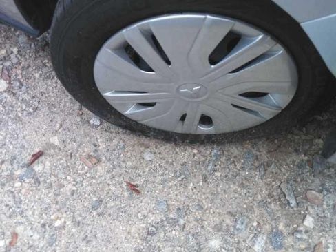 Used 2024 Mitsubishi Mirage ES FWD image 5