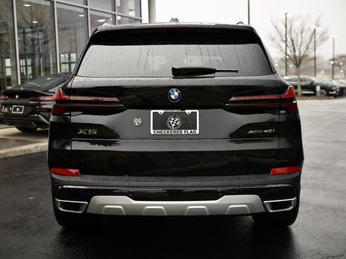 New 2026 BMW X5 xDrive40i w/ Climate Comfort Package image 10