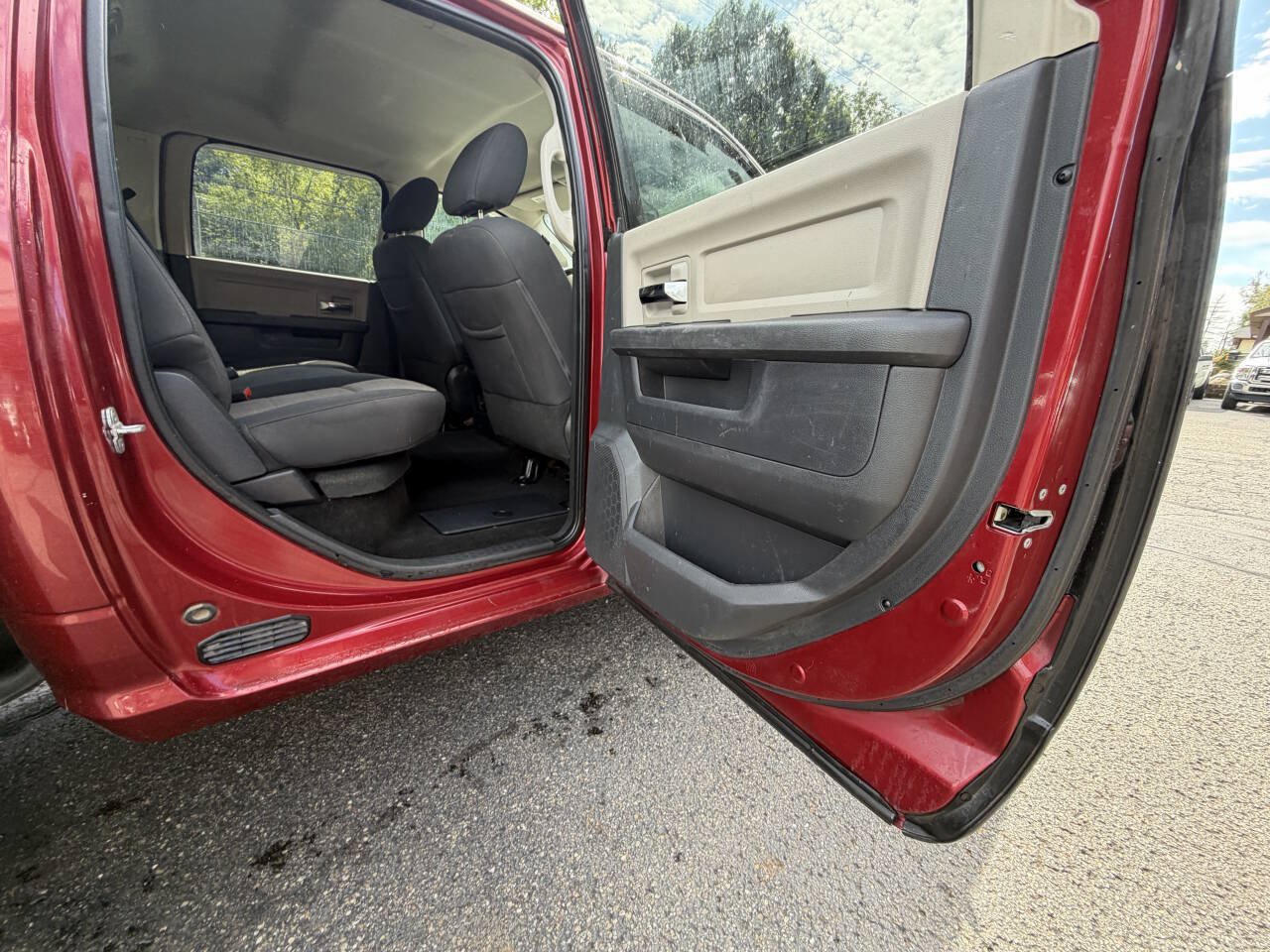 Used 2012 RAM 3500 Big Horn AWD/4WD image 21