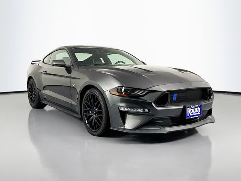 Used 2019 Ford Mustang GT Premium w/ GT Performance Package RWD image 3