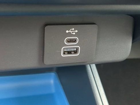 New 2025 Ford Maverick XLT image 22