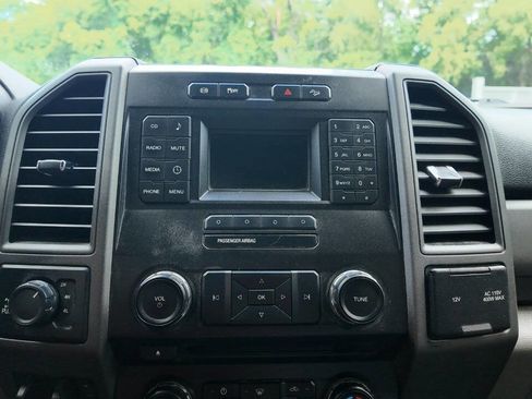 Used 2017 Ford F250 XL w/ STX Appearance Package AWD/4WD image 39