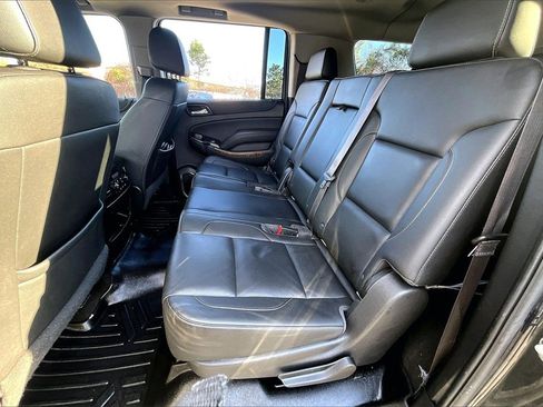 Certified 2017 Chevrolet Suburban Premier image 19