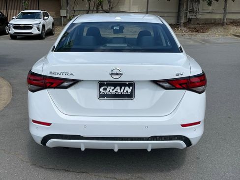 Used 2023 Nissan Sentra SV image 6