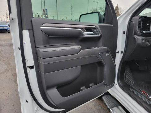 Used 2022 Chevrolet Silverado 1500 LTZ w/ LTZ Premium Package image 6