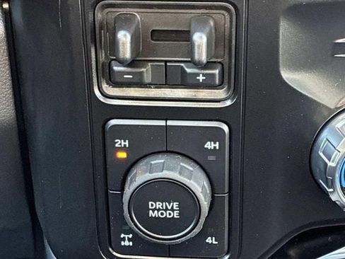 New 2026 Ford F350 Lariat w/ Black Appearance Package AWD/4WD image 17