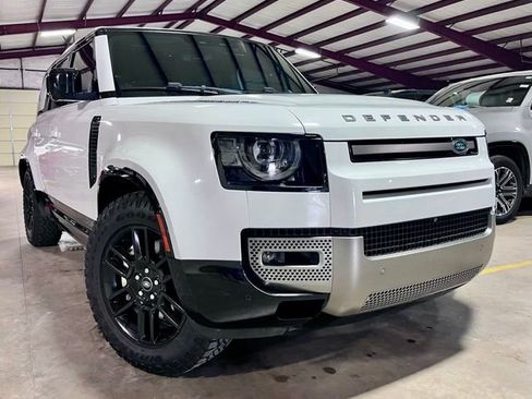 Used 2021 Land Rover Defender 110 X-Dynamic HSE AWD/4WD image 1